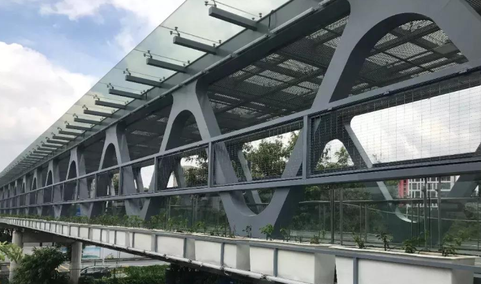 汝州论管桁架结构工程弯管加工防锈处理的方法